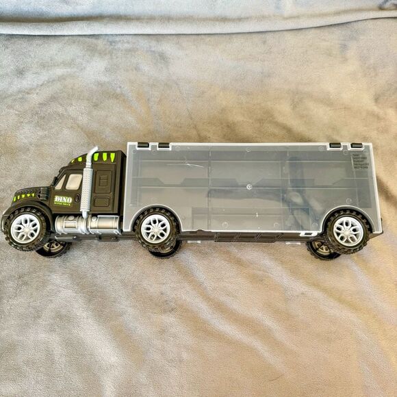 Dinosaur Semi Truck Carrying Case - Picture 4 of 7